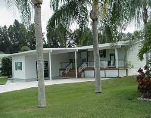 7841 SE Paradise Dr, Stuart, FL 34997 photo 1