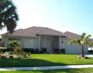 1130 SE 7th St, Stuart, FL 34996 photo 1