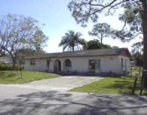 3226 SE Garden St, Stuart, FL 34997 photo 1