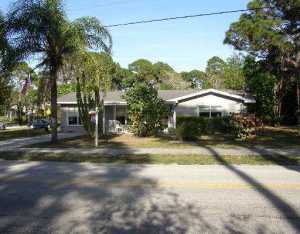 4935 SE Manatee Cv, Stuart, FL 34997 photo 1