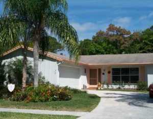 607 Oak Ter, Jupiter, FL 33458 photo 1