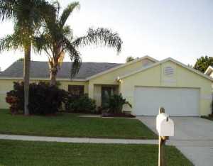 39 Cedar Cir, Boynton Beach, FL 33436 photo 1
