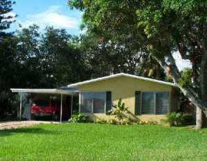 826 SE Riverside, Stuart, FL 34994 photo 1