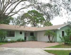 905 Elm Cir, Jupiter, FL 33458 photo 1