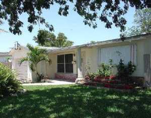 880 SW 64th Ave, North Lauderdale, FL 33068 photo 1