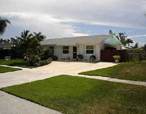 708 Suwanee Ave, Jupiter, FL 33458 photo 1