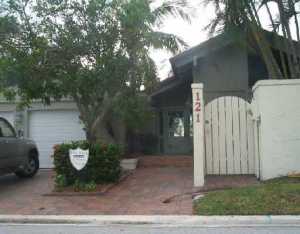121 E Sandpiper Cir, Jupiter, FL 33477 photo 1