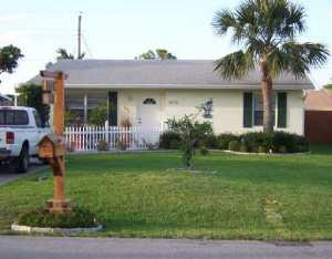 1011 Comanche St, Jupiter, FL 33458 photo 1