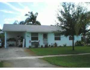 697 Cree St, Jupiter, FL 33458 photo 1