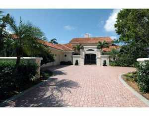 125 Commodore Dr, Jupiter, FL 33477 photo 1