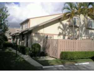 301 Maplecrest Cir, Jupiter, FL 33458 photo 1