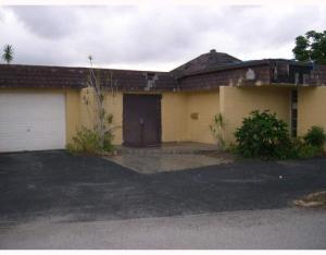 4803 Mango Dr, Tamarac, FL 33319 photo 1