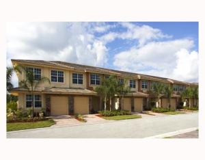 492 SE Bloxham Way, Stuart, FL 34997 photo 1