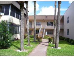 196 E Normandy, Delray Beach, FL 33484 photo 1