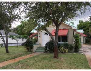 652 Cleveland, Stuart, FL 34994 photo 1