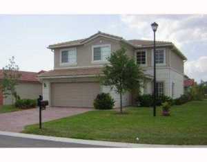 4633 Graham Dr, Stuart, FL 34997 photo 1