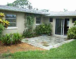 1143 14th St, Stuart, FL 34994 photo 1