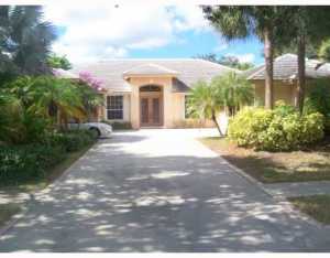 138 N River Dr E, Jupiter, FL 33458 photo 1