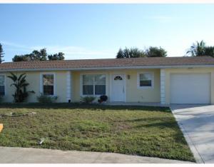 1361 E Saint Joseph St, Stuart, FL 34996 photo 1
