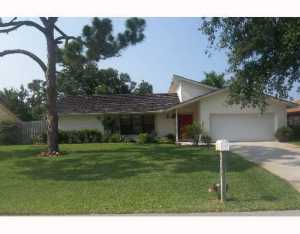4355 Nicole Cir, Tequesta, FL 33469 photo 1