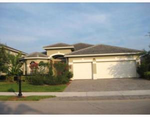 732 SW Riverbend Cir, Stuart, FL 34997 photo 1