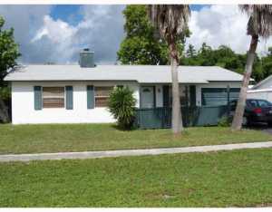 706 Pawnee St, Jupiter, FL 33458 photo 1
