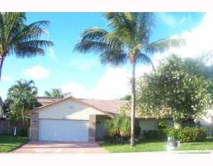 417 Apache Ln, Boca Raton, FL 33487 photo 1