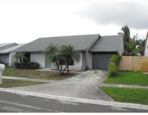 5638 E Ithaca Cir, Lake Worth, FL 33463 photo 1