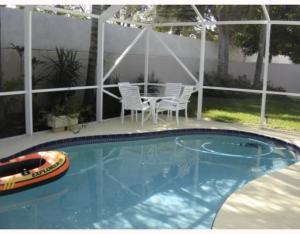 160 Hampton Cir, Jupiter, FL 33458 photo 1