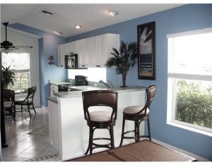 6190 Pompano St, Jupiter, FL 33458 photo 1