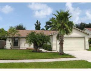 4285 SE Tamarind St, Stuart, FL 34997 photo 1