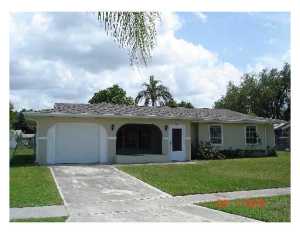 661 SW Branford Dr, Port Saint Lucie, FL 34983 photo 1