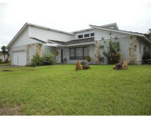 76 W Pinehill Trl, Tequesta, FL 33469 photo 1