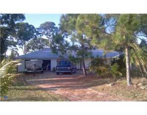 1684 NW Dove Ct, Stuart, FL 34994 photo 1
