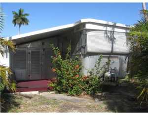 8934 Pine St, Boynton Beach, FL 33436 photo 1