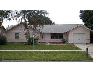 2 Cedar Cir, Boynton Beach, FL 33436 photo 1