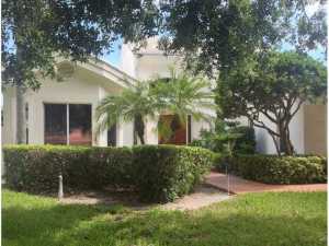 105 Victory Dr, Jupiter, FL 33477 photo 1