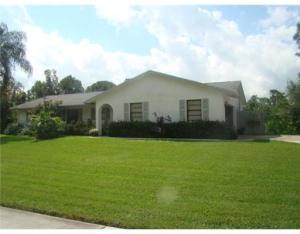1579 SW College St, Stuart, FL 34997 photo 1