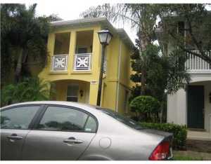 3207 E Community Dr, Jupiter, FL 33458 photo 1