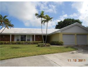 208 E Fairway, Tequesta, FL 33469 photo 1