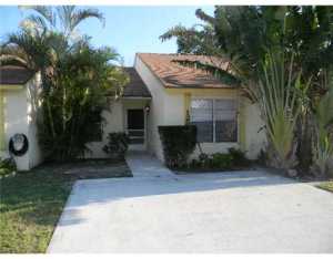 126 Pinewood Ct, Jupiter, FL 33458 photo 1