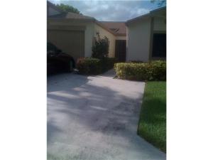 8075 Hiddenview Ter, Boca Raton, FL 33496 photo 1