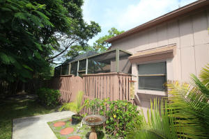 1301 Summer Winds Ln, Jupiter, FL 33458 photo 1