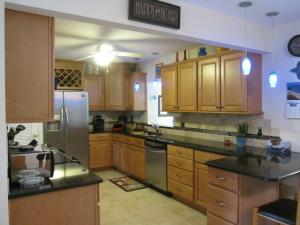 5552 SE Nassau Ter, Stuart, FL 34997 photo 1