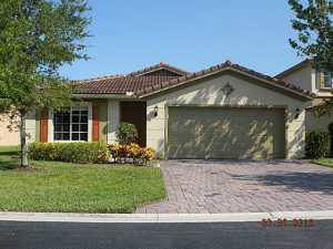 778 SE Mixon Pl, Stuart, FL 34997 photo 1