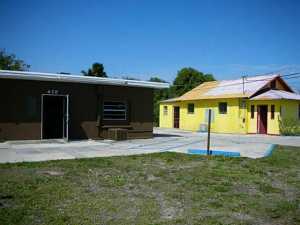 624 SW Bryant Ave, Stuart, FL 34994 photo 1