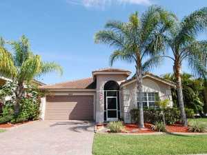 4899 SE Askew Ave, Stuart, FL 34997 photo 1