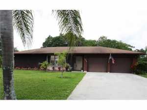395 SE Cardinal Trl, Stuart, FL 34997 photo 1