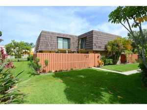 5710 SE Windsong Ln, Stuart, FL 34997 photo 1