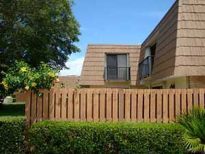 5754 SE Riverboat Dr, Stuart, FL 34997 photo 1
